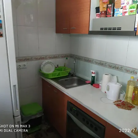 Corner Homestay *